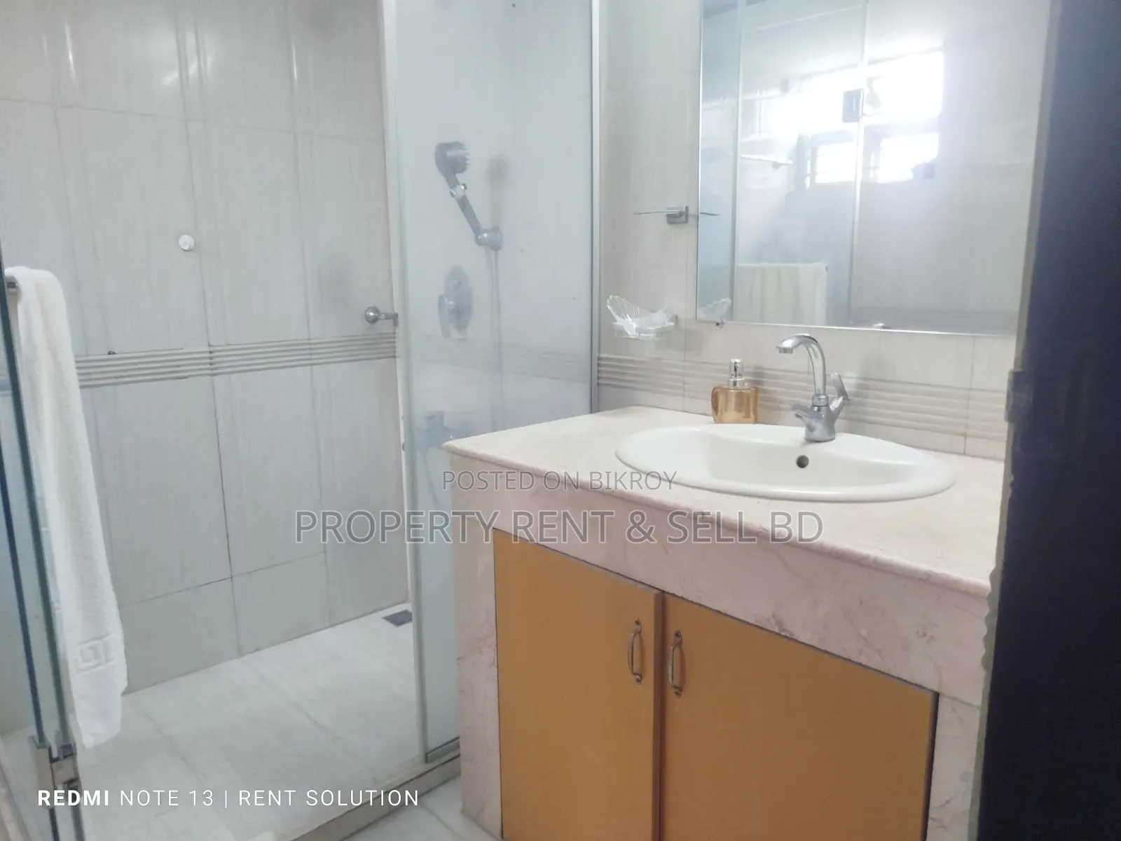 Furnished 3 Bedroom Apartment in Banani for Rent in Banani