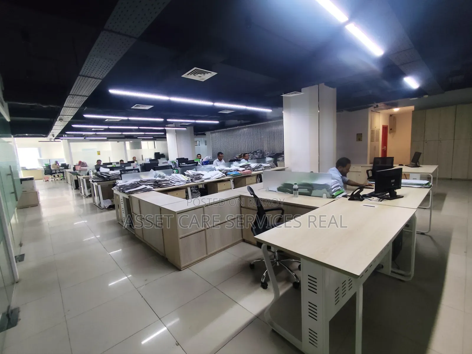 6000-SQFT Fully Commercial Open Office Space Rent Gulshan Avenue in Gulshan