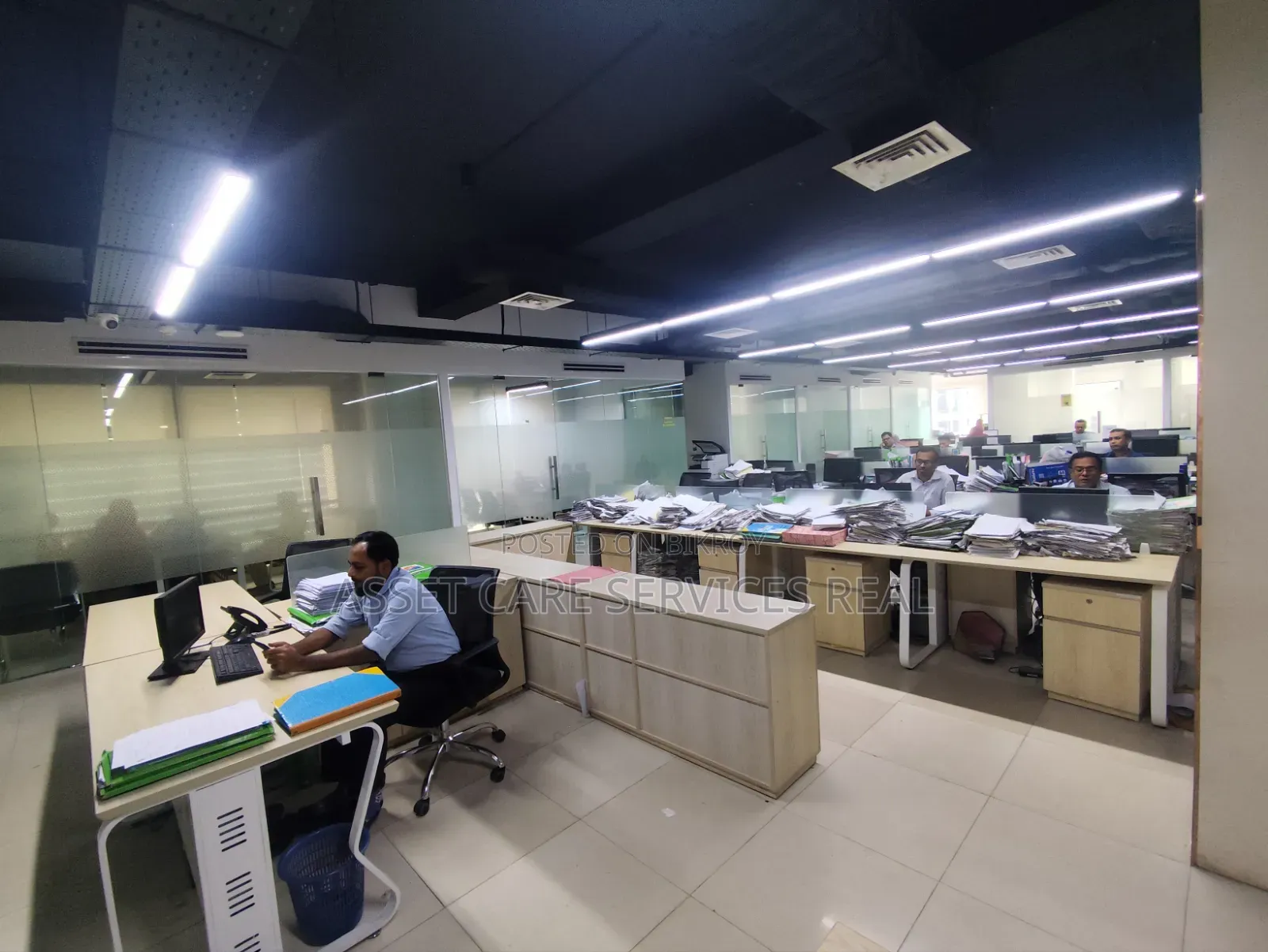 6000-SQFT Fully Commercial Open Office Space Rent Gulshan Avenue in Gulshan
