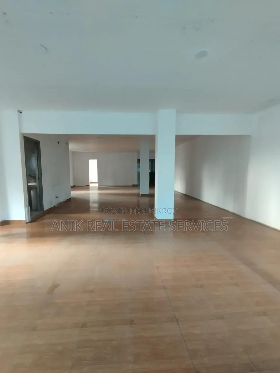 Commercial 2000 SFT Office Space Rent for Gulshan in Gulshan