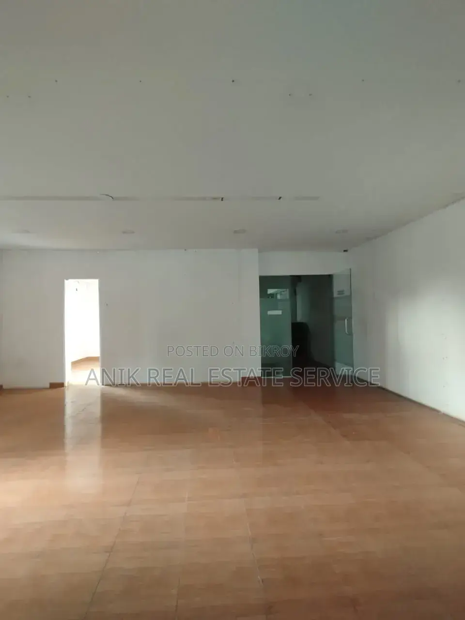 Commercial 2000 SFT Office Space Rent for Gulshan in Gulshan
