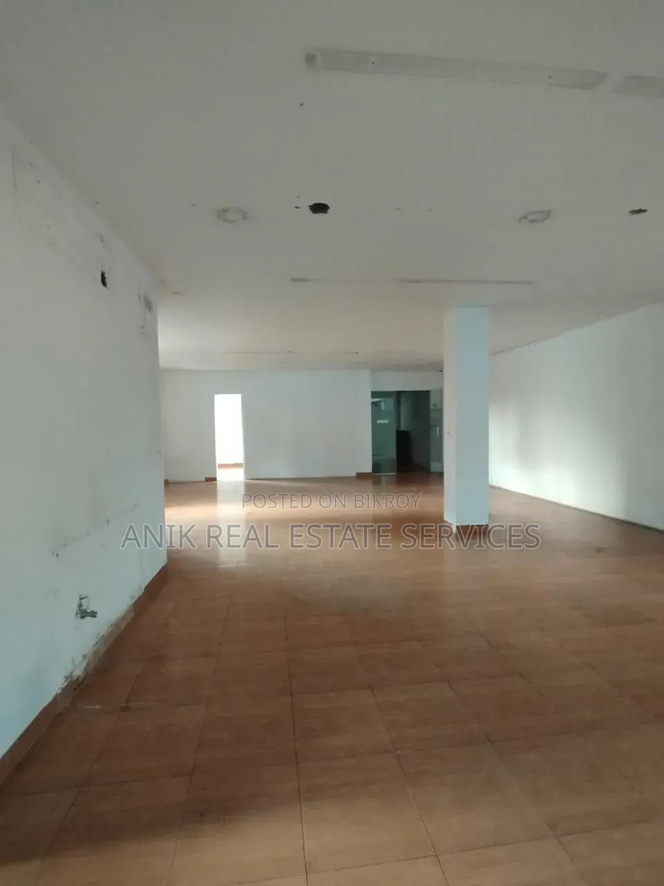 Commercial 2000 SFT Office Space Rent for Gulshan in Gulshan