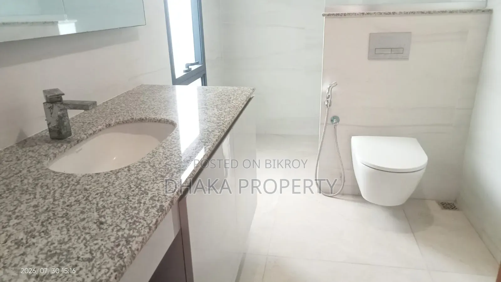 2700SqFt Office Apartment Rent at Gulshan 2 in Gulshan