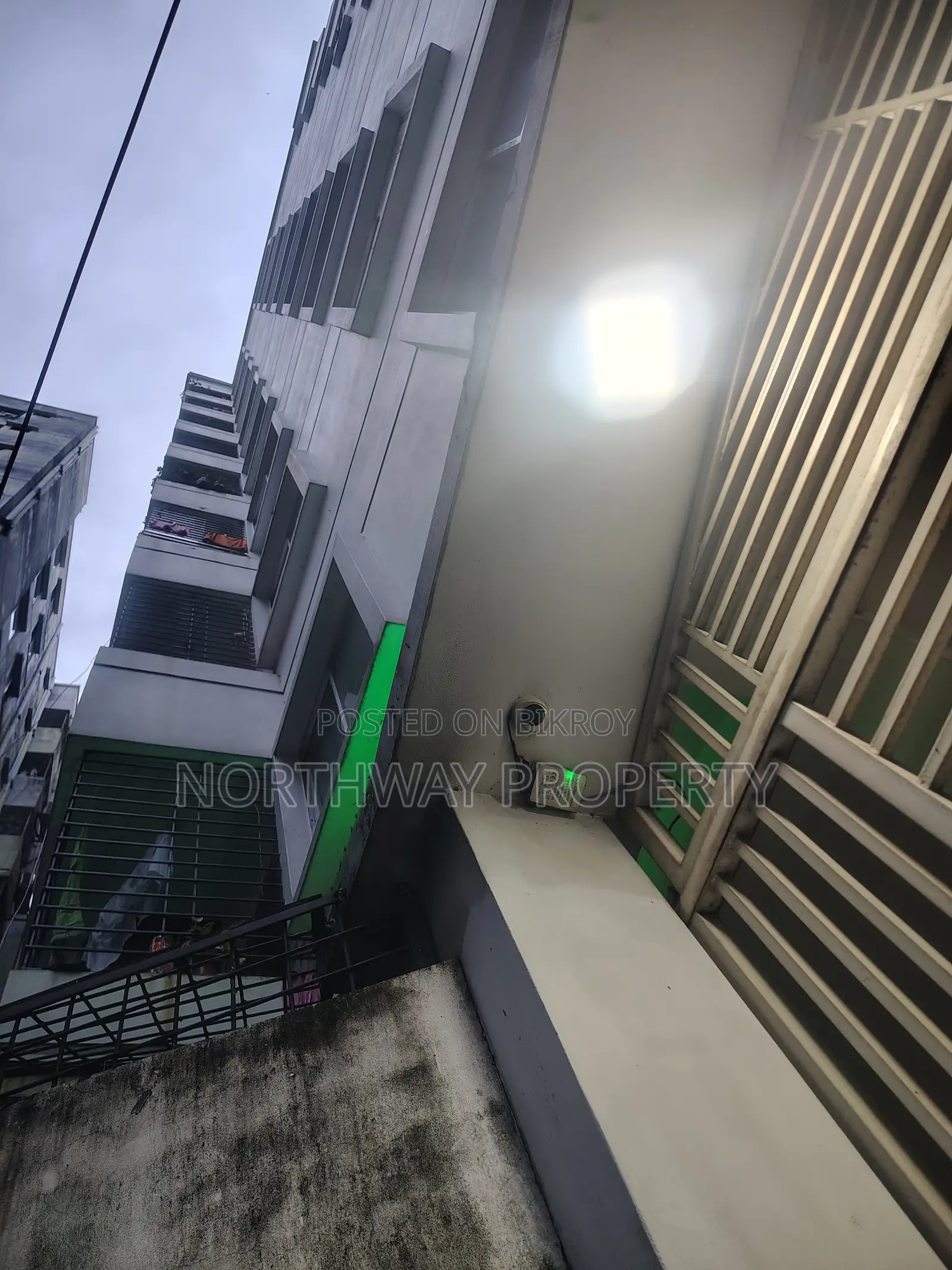 3 Bedroom Apartment in Hazi Villa, Shahjadpur for Sale in Shahjadpur
