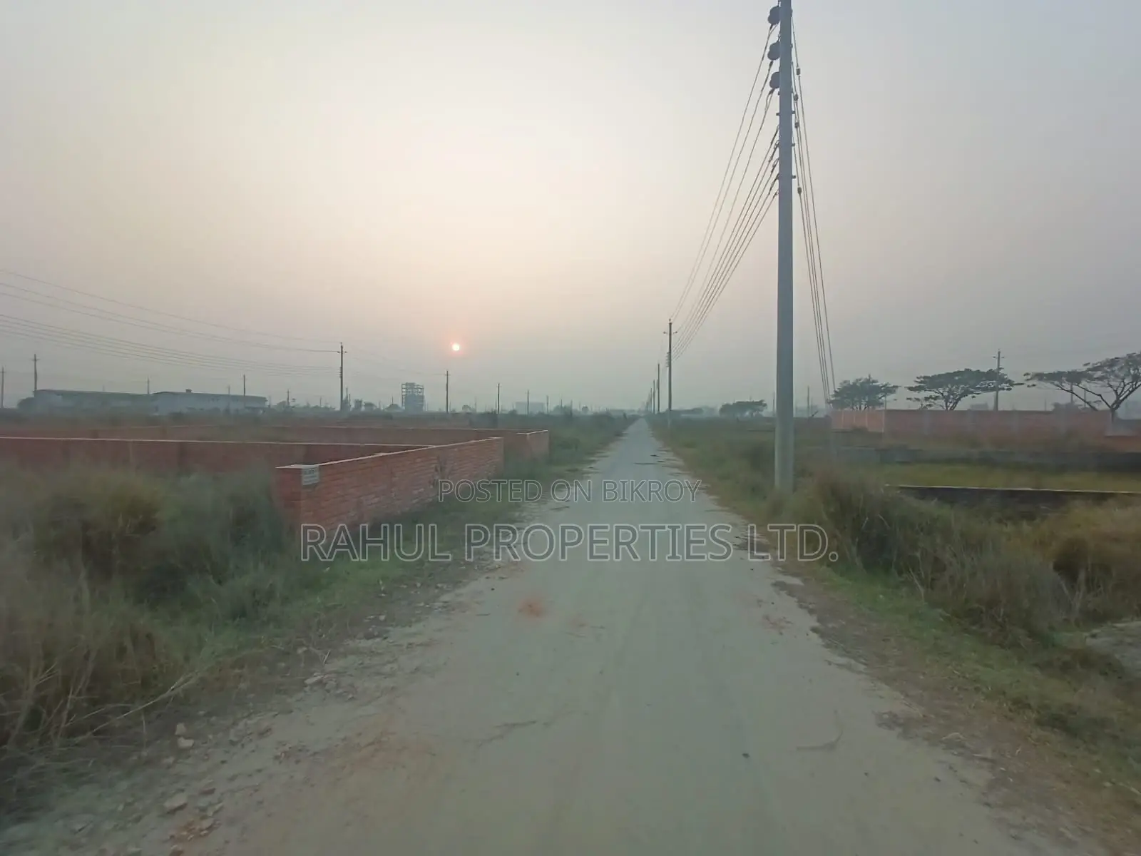 P Block { 3 Katha } Land Sale Bashundhara R/A, in Basundhara