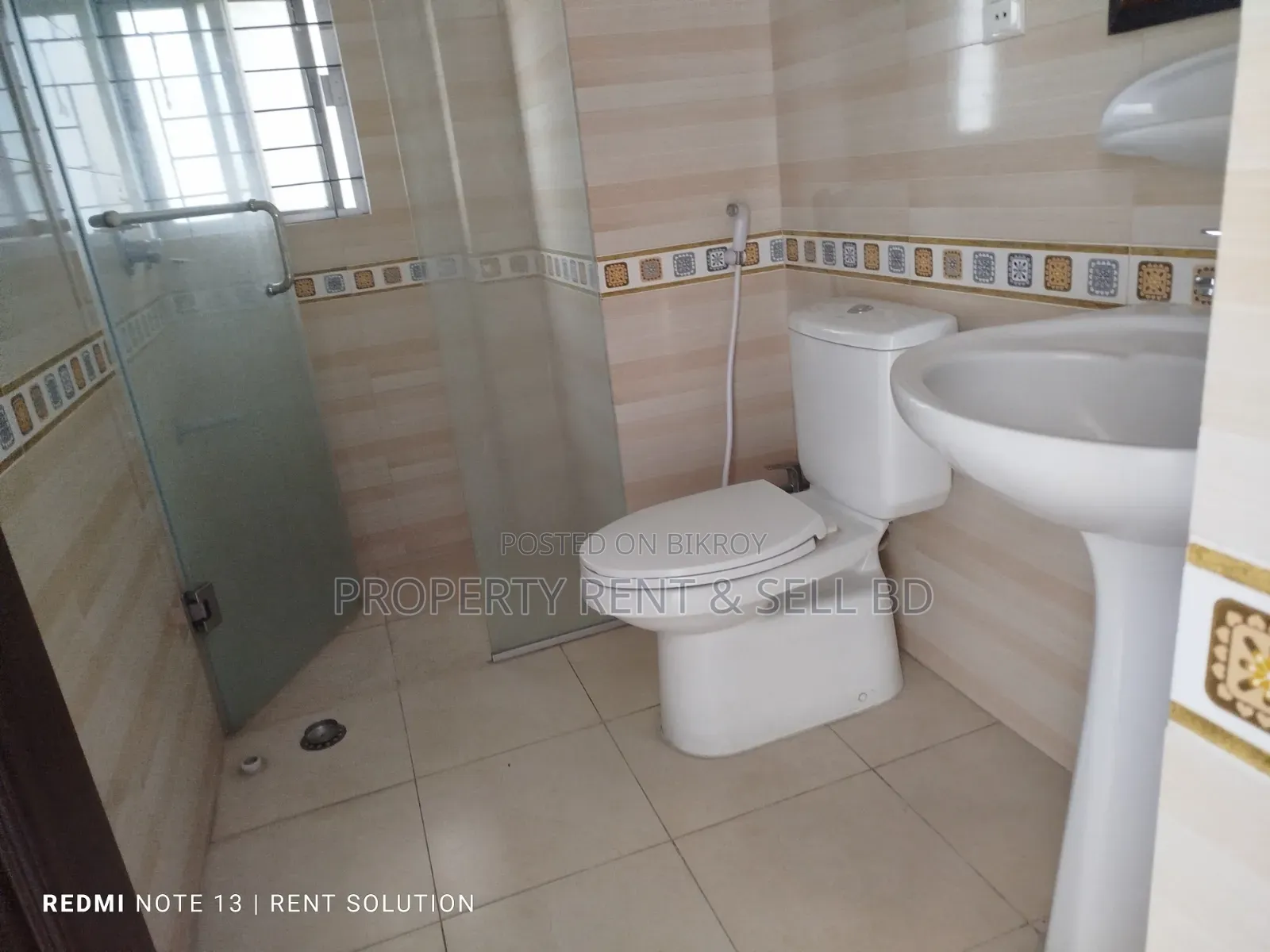 4 Bedroom Apartment in Property Rent Sell, Banani for Rent in Banani