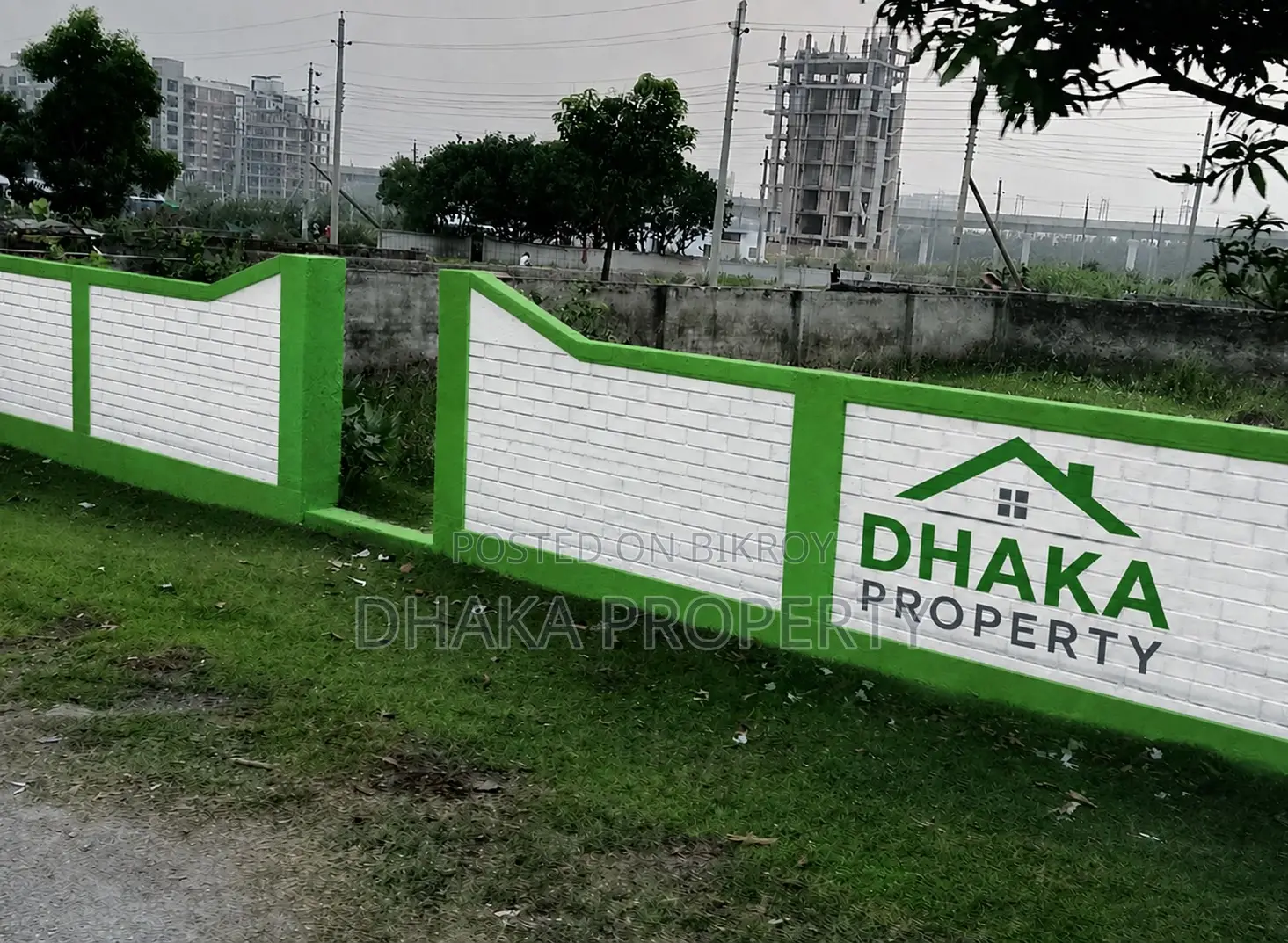 60/60 feet Corner 3 Katha South facing at Sector 17/D in Uttara