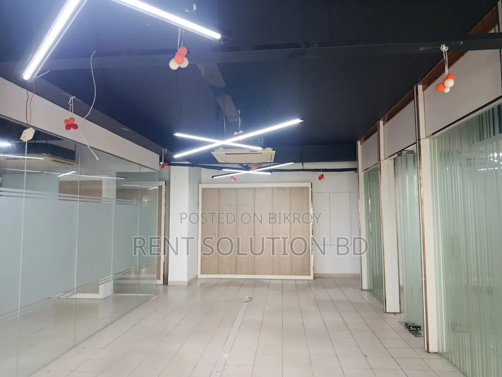 Nicely Well Interior Semi Furnished Commercial Office Space in Gulshan