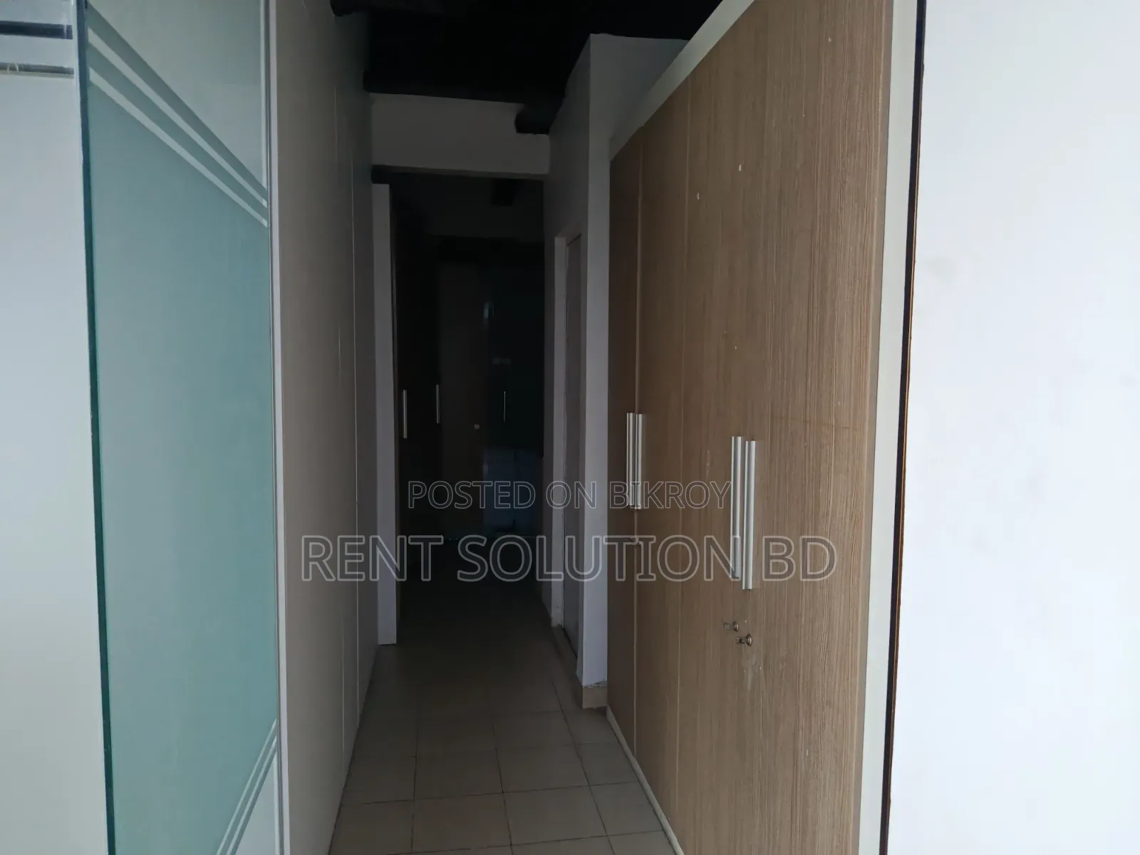 Nicely Well Interior Semi Furnished Commercial Office Space in Gulshan