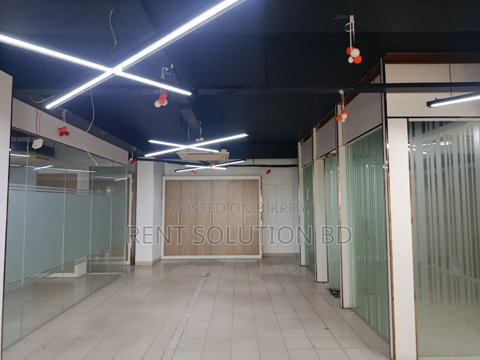 Nicely Well Interior Semi Furnished Commercial Office Space in Gulshan