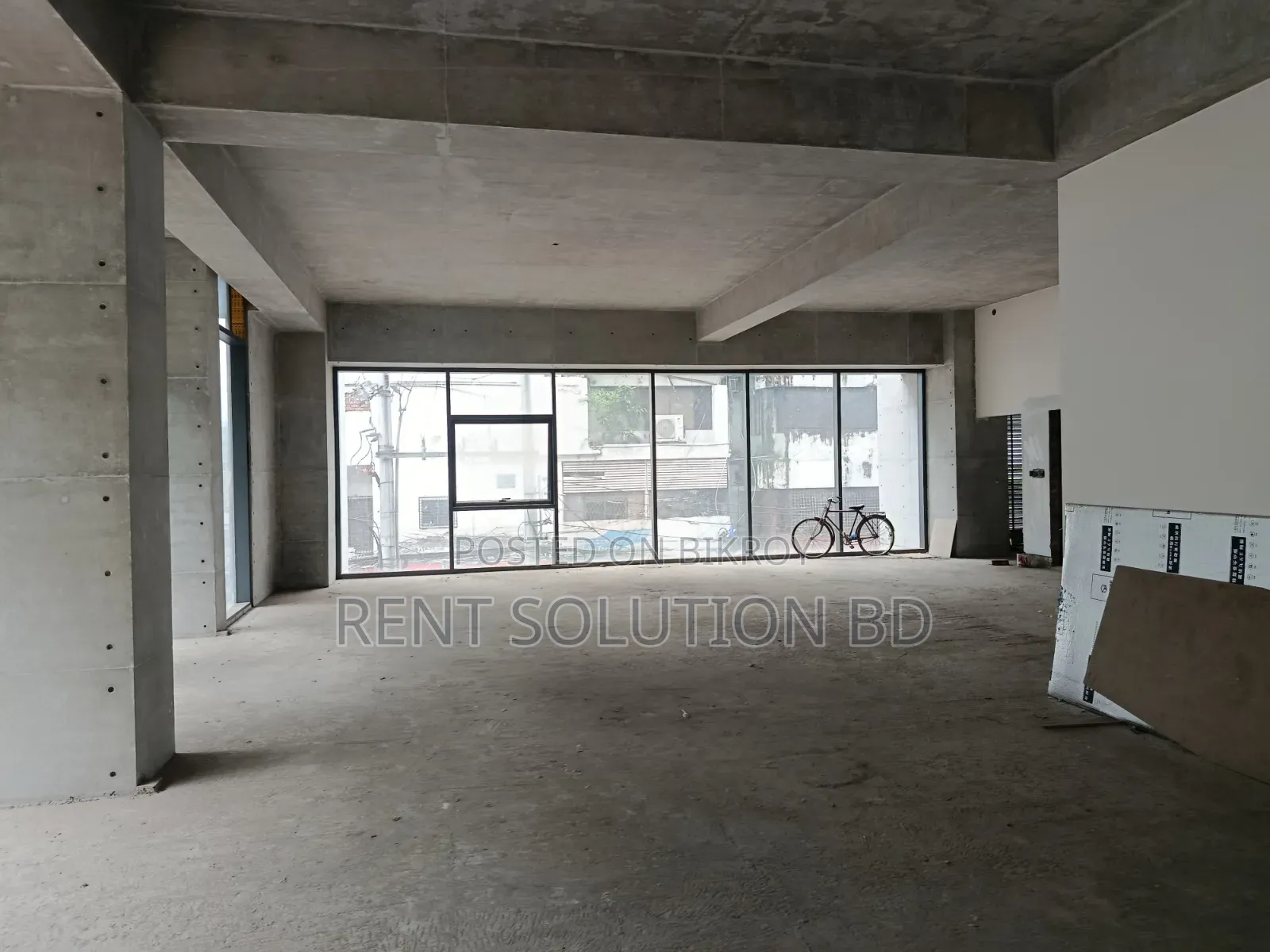 Brand New Commercial Space Rent for Restaurant / Coffee Shop / Showroom in Gulshan
