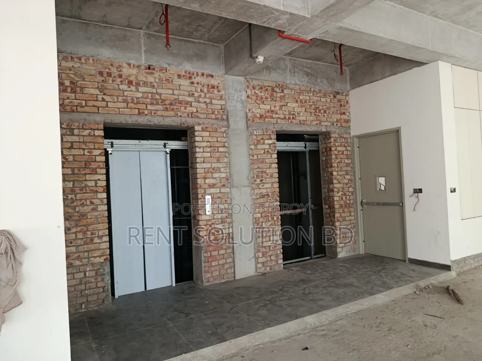 Brand New Commercial Space Rent for Restaurant / Coffee Shop / Showroom in Gulshan