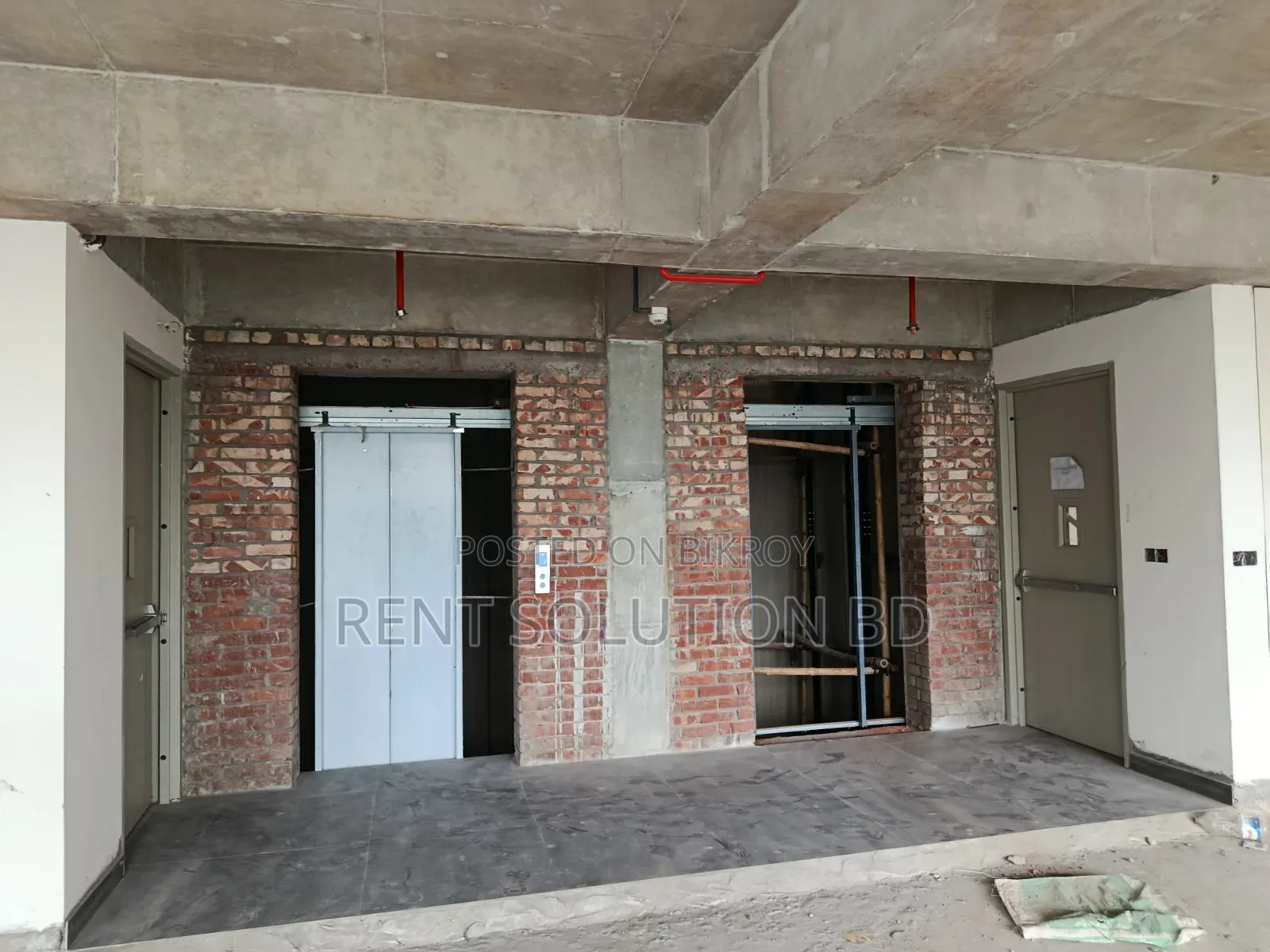 Brand New Commercial Space Rent at Gulshan 1 in Gulshan