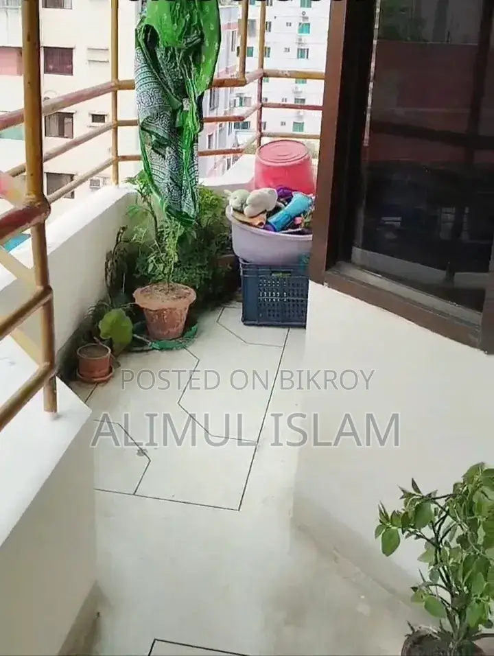 4-bedroom Apartment in Dhanmondi for Sale in Dhanmondi