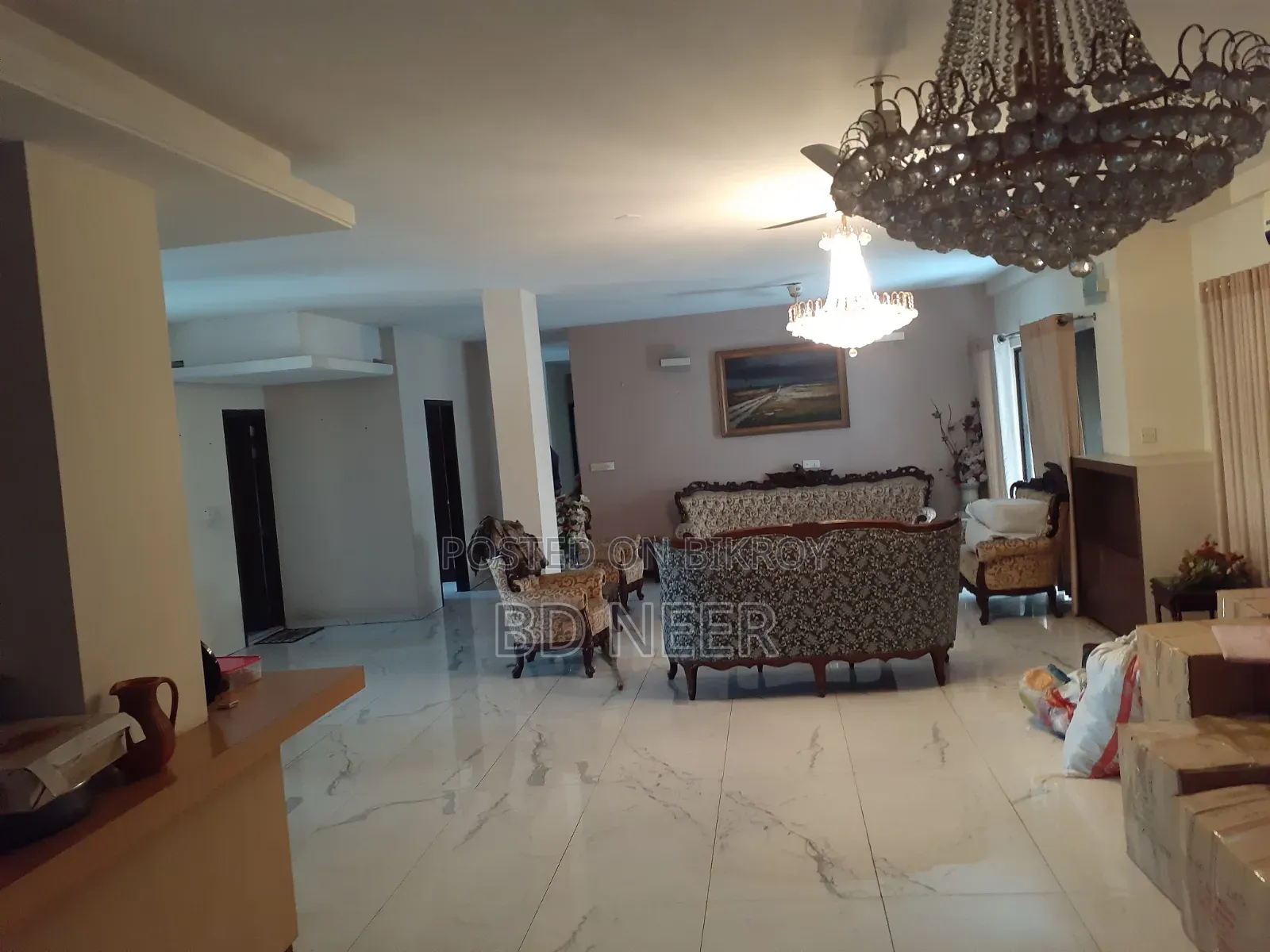 Office for 2500 Sq Ft Semi Furnished Rent in Gulshan-2 in Gulshan