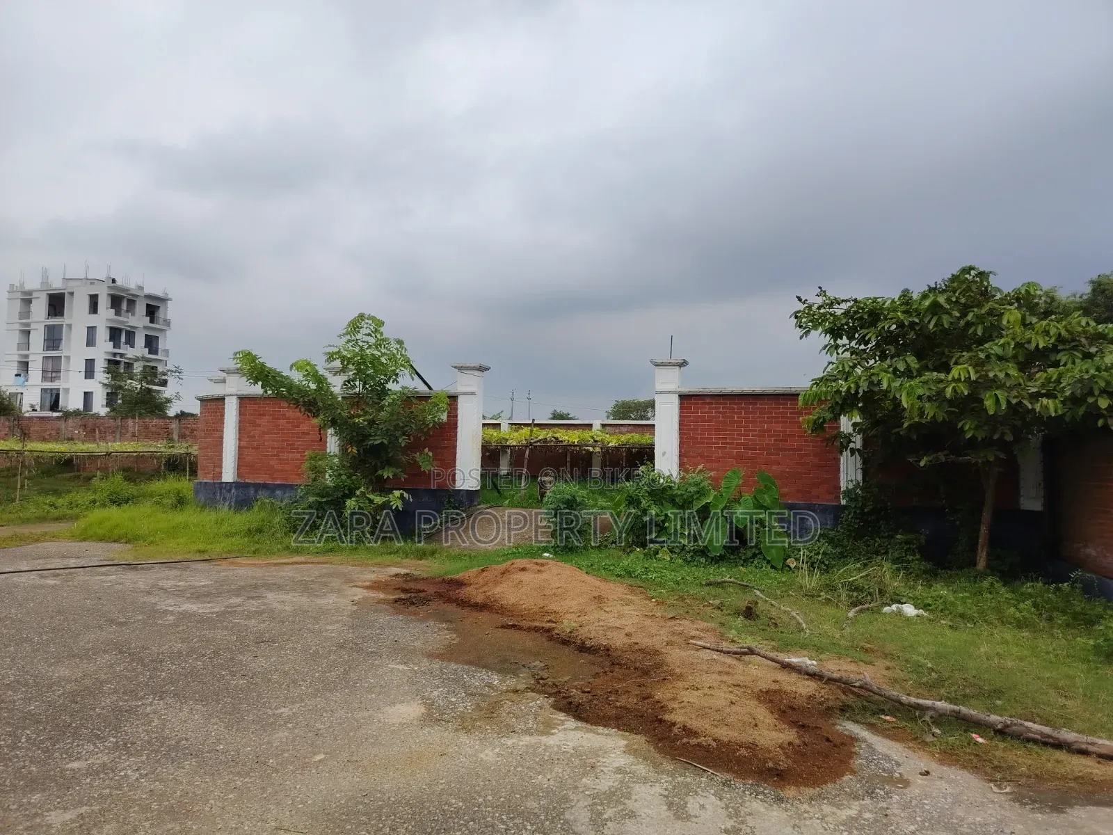 South facing 5 katha in Sector No. 21. in Purbachal