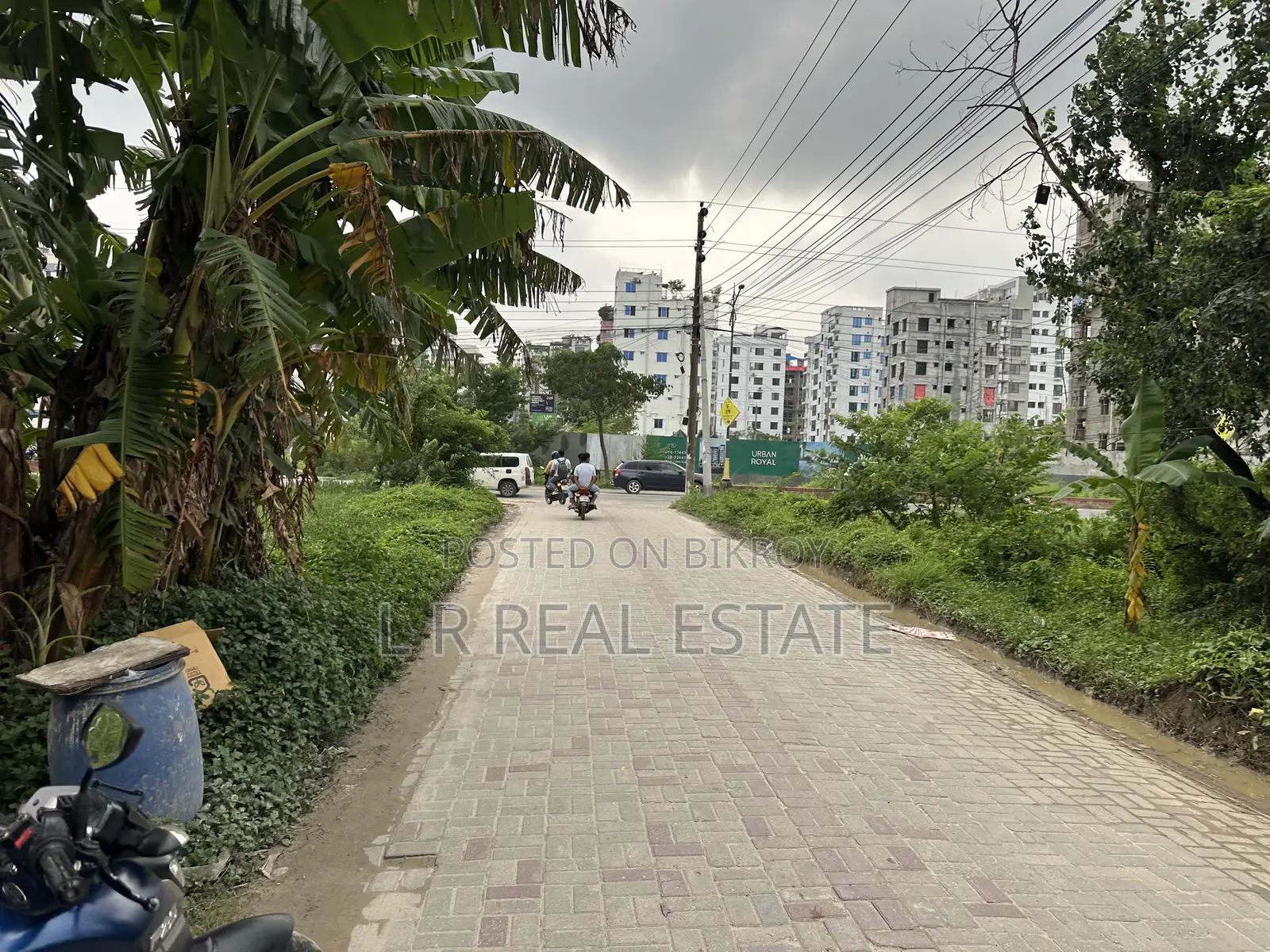L Block, 4 Katha, Plot Sell Urgent, Bashundhara R/A in Basundhara