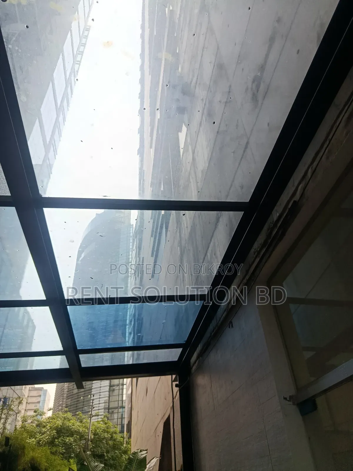 Ground Floor Rent for Cafe/Showroom in Gulshan Avenue in Gulshan