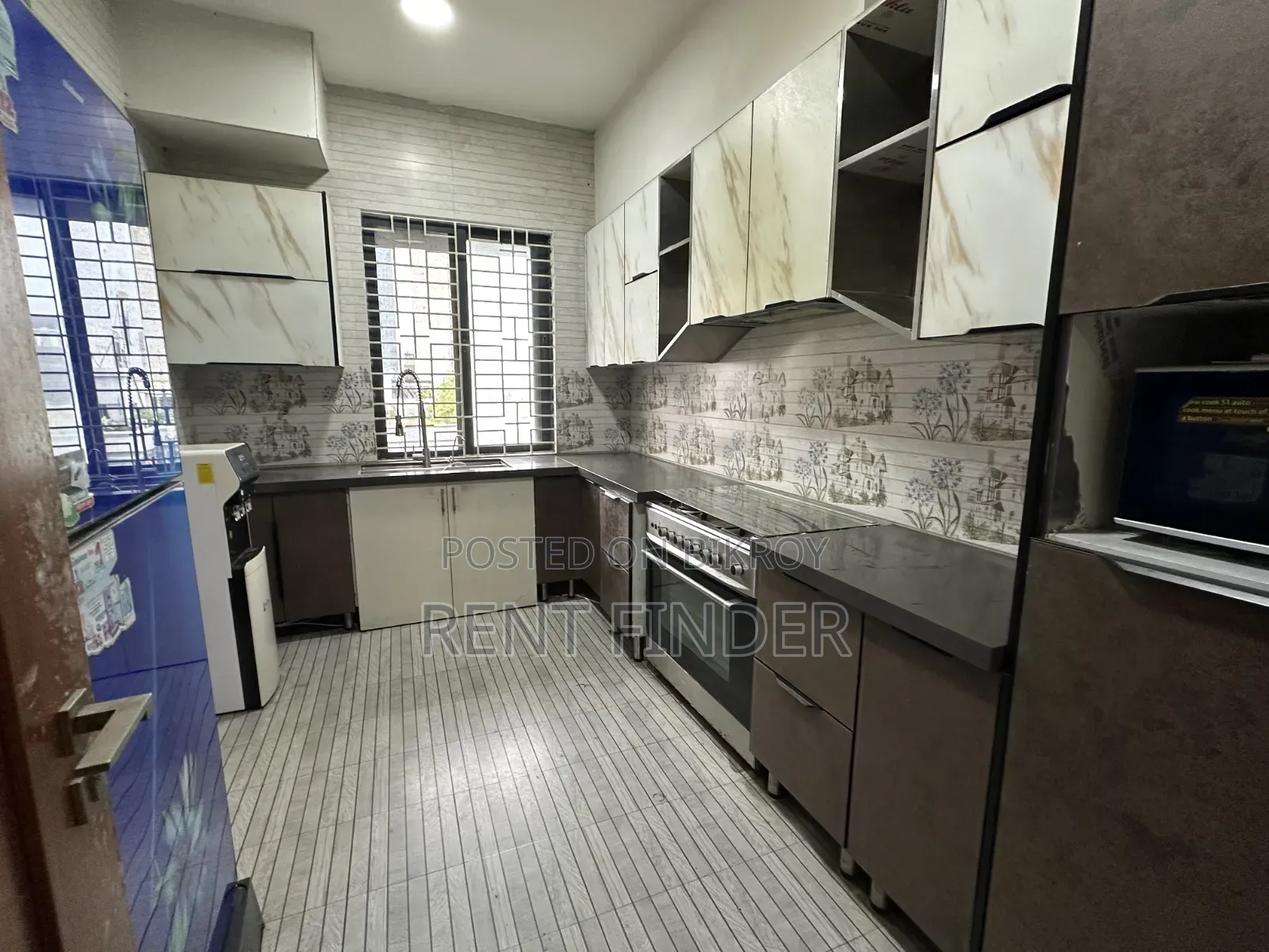 Furnished 4bdrm Apartment in Rent Finder.Com, Gulshan for Rent in Gulshan