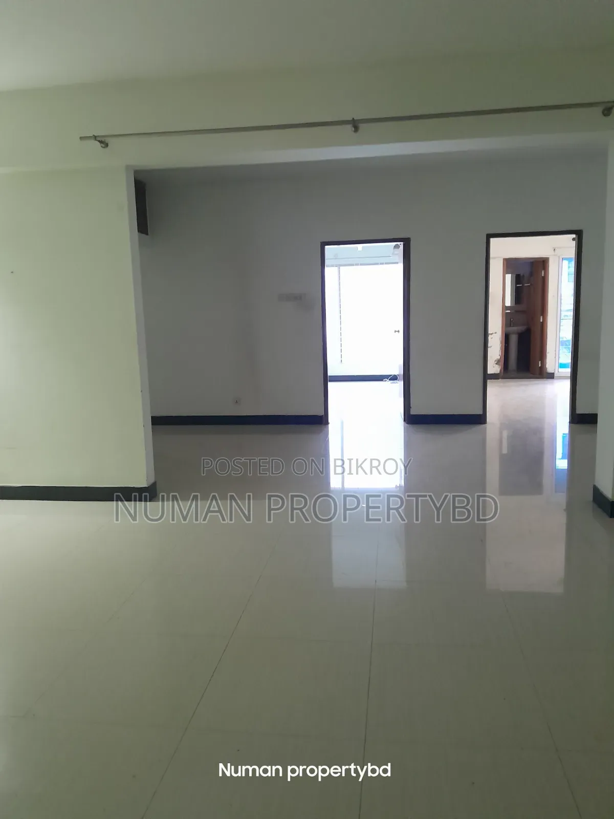 4-Bedroom Apartment in Numan Property Bd, Basundhara for Rent in Basundhara