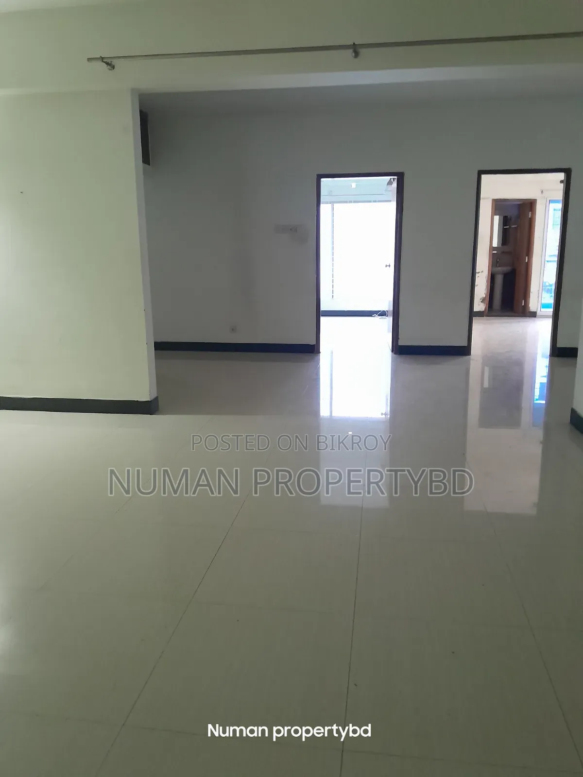 4-Bedroom Apartment in Numan Property Bd, Basundhara for Rent in Basundhara