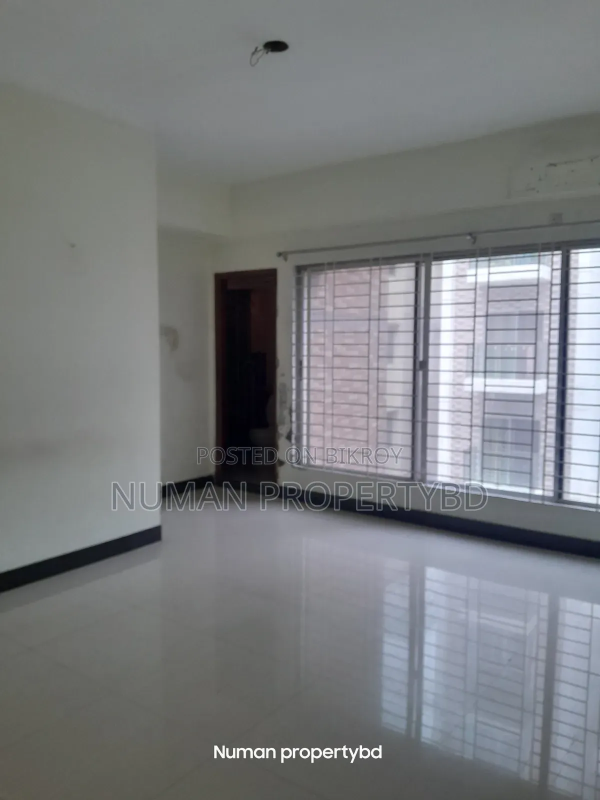 4-Bedroom Apartment in Numan Property Bd, Basundhara for Rent in Basundhara