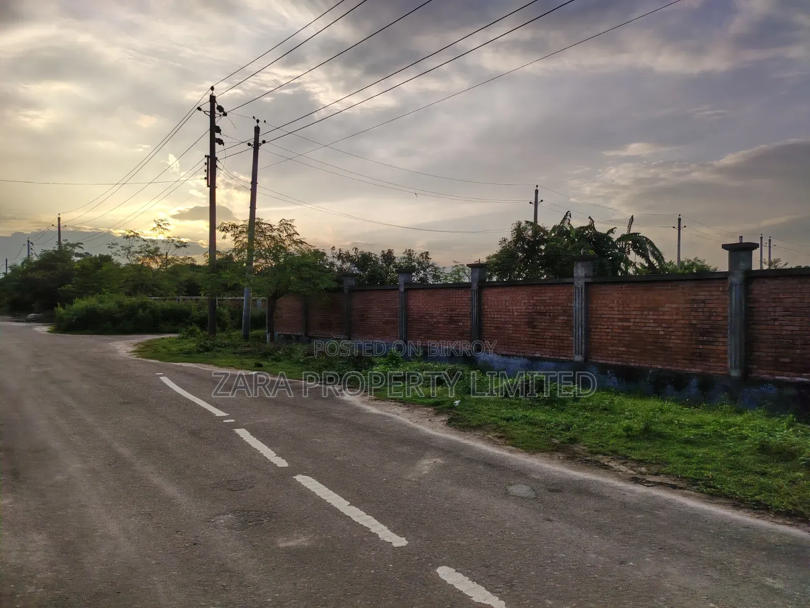 Rajuk Purbachal 3 Katha Plot Sector 28 Paved Road in Purbachal
