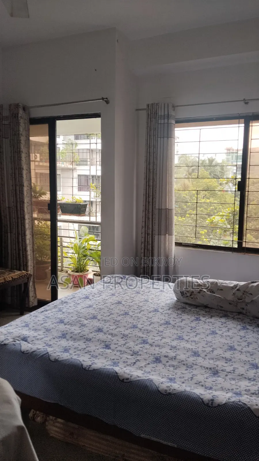 4-Bedroom Apartment in Dhanmondi for Sale in Dhanmondi