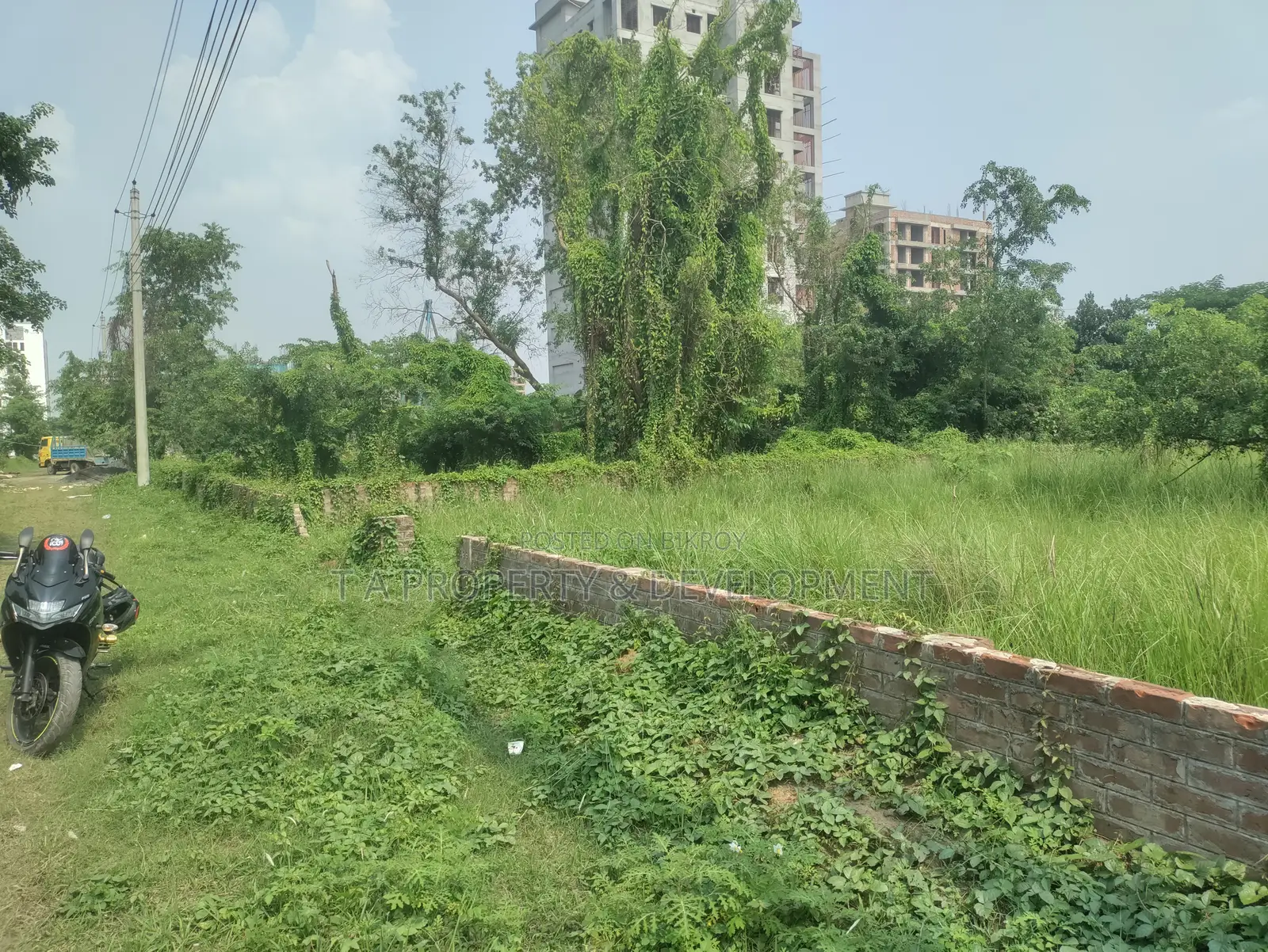 N Block 24 Katha Plot For Sale, 2 Side Road South North Facing in Basundhara