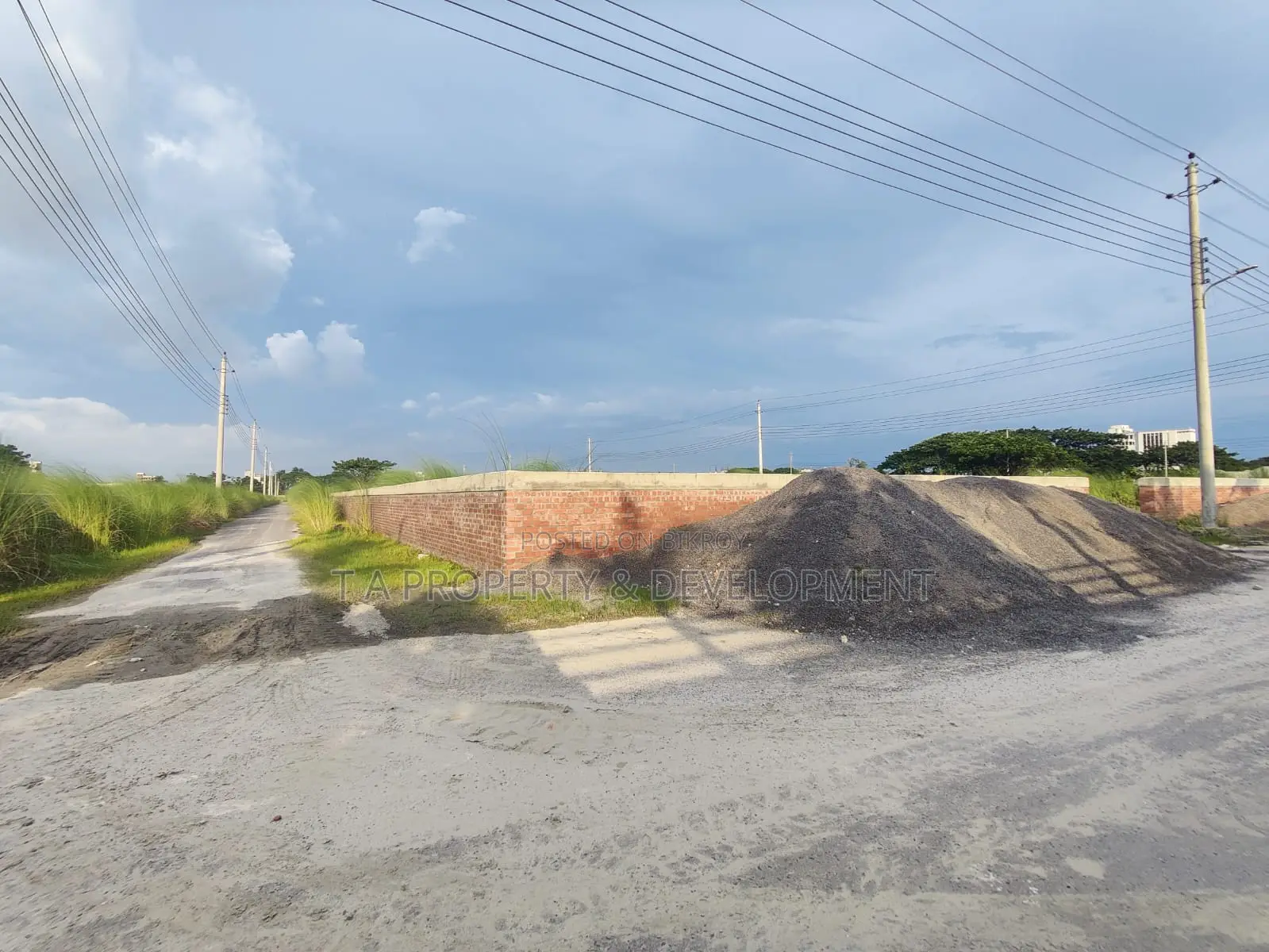24 Katha ,North South West, 3 Side Corner Plot Sell , I-Extension in Basundhara