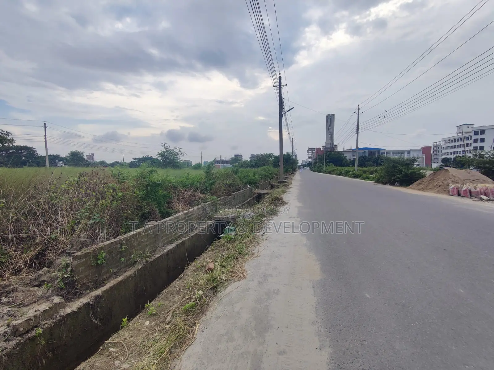 5 Katha North Facing Plot Sell on 60 Feet Road, N Block in Basundhara