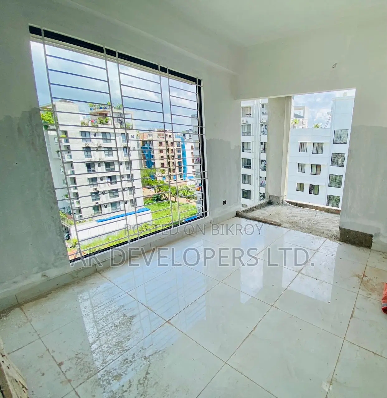4 Bedroom Apartment in Sukoon, Basundhara for Sale in Basundhara
