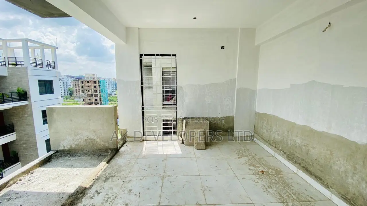 4 Bedroom Apartment in Sukoon, Basundhara for Sale in Basundhara