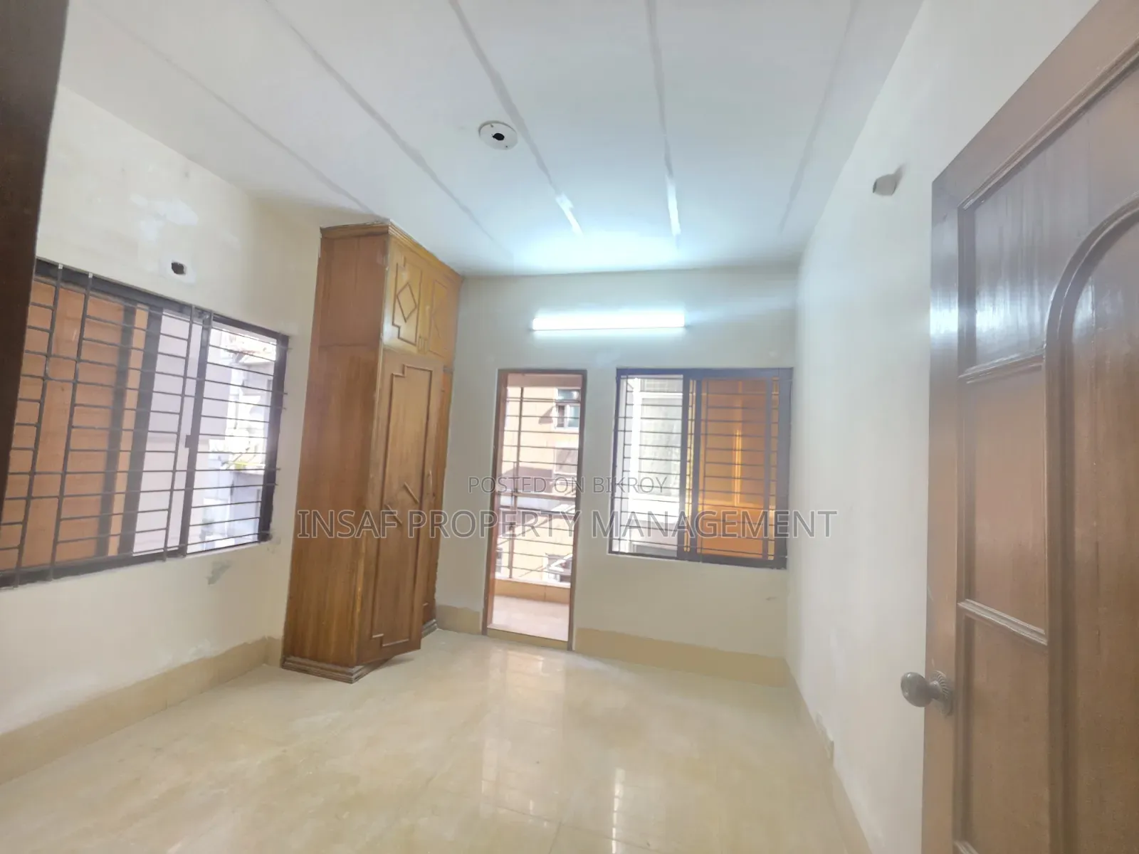2400 Sqft Office Space Rent Gulshan 2 North Nice View in Gulshan