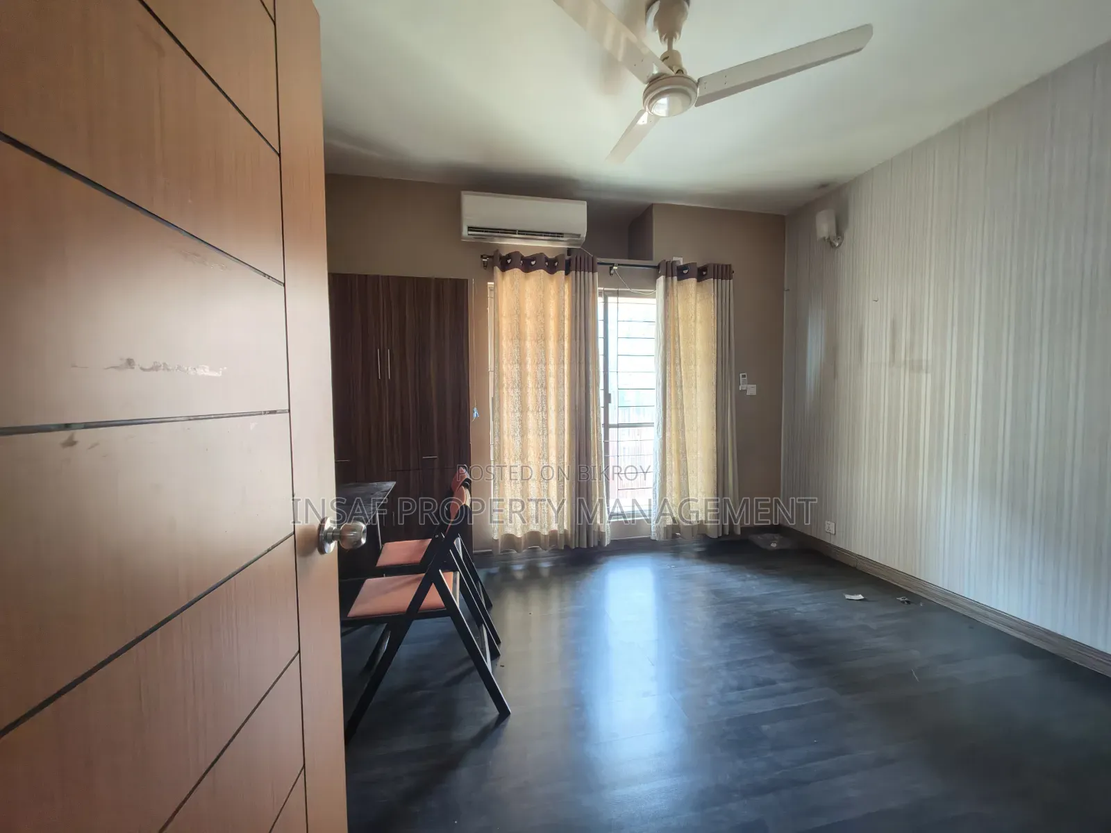 2200Sft Luxurious Semi Furnished Office Space Rent Gulshan1 Nice View in Gulshan