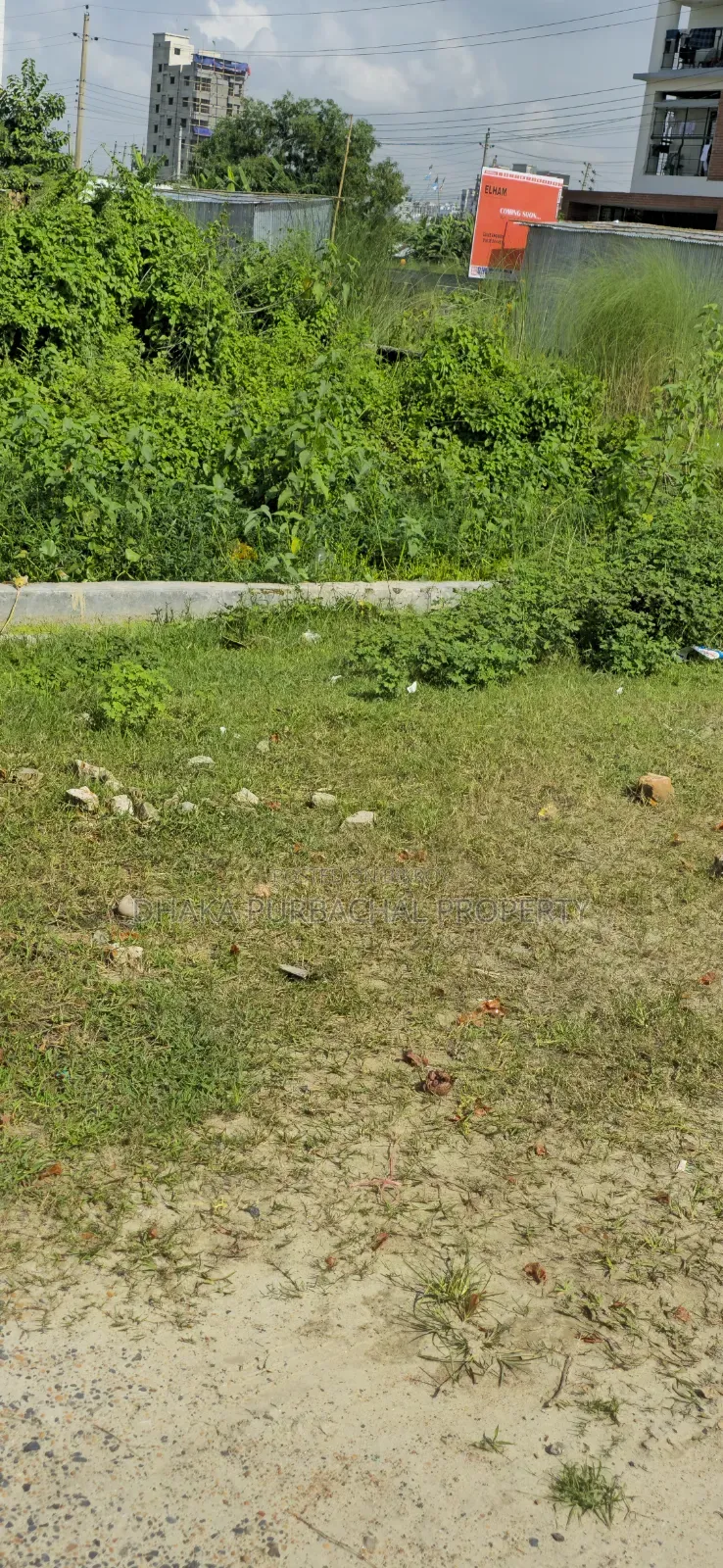 RAJUK UTTARA ROAD-5, Block-A, 60' Wide Road Plot Sell in Uttara