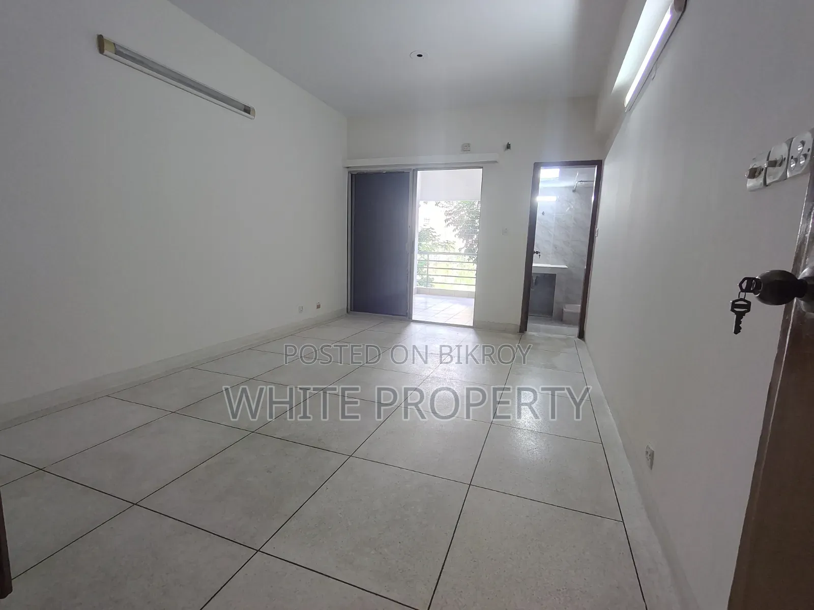 3 Bedroom Apartment in White Property, Gulshan for Sale in Gulshan