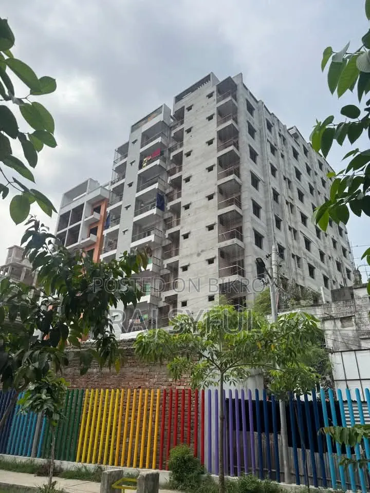 3 Bedroom Apartment in Road 8, Mohammadpur for Sale in Mohammadpur