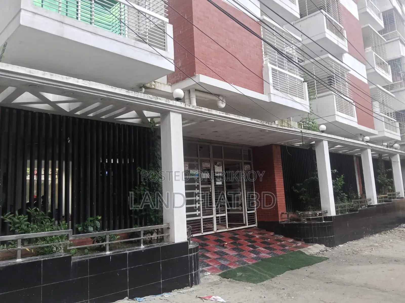 4-Bedroom Apartment in Paradise, Mohammadpur for Sale in Mohammadpur