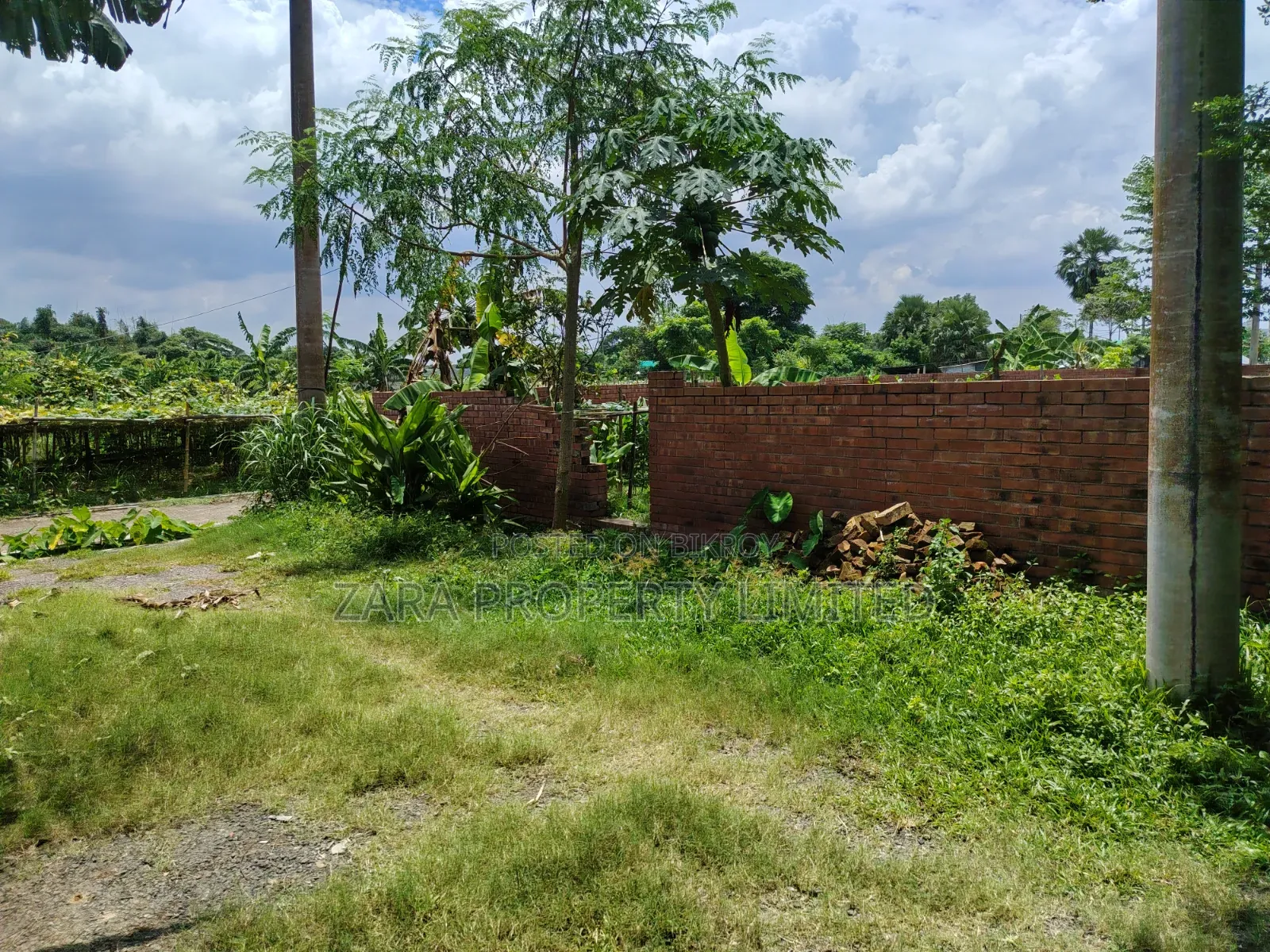 3 katha plot for sale beside Diplomatic Zone. in Purbachal