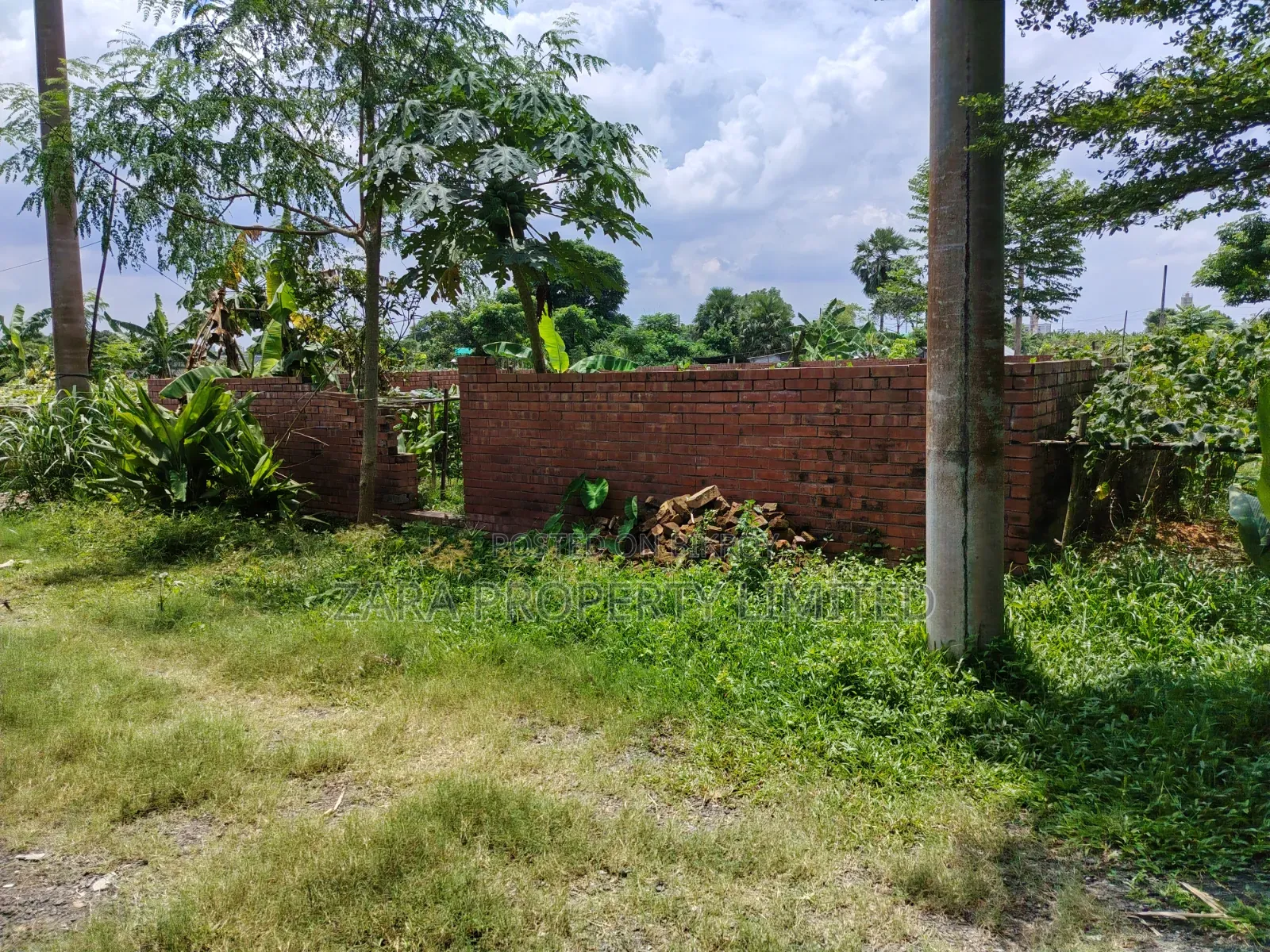 3 katha plot for sale beside Diplomatic Zone. in Purbachal