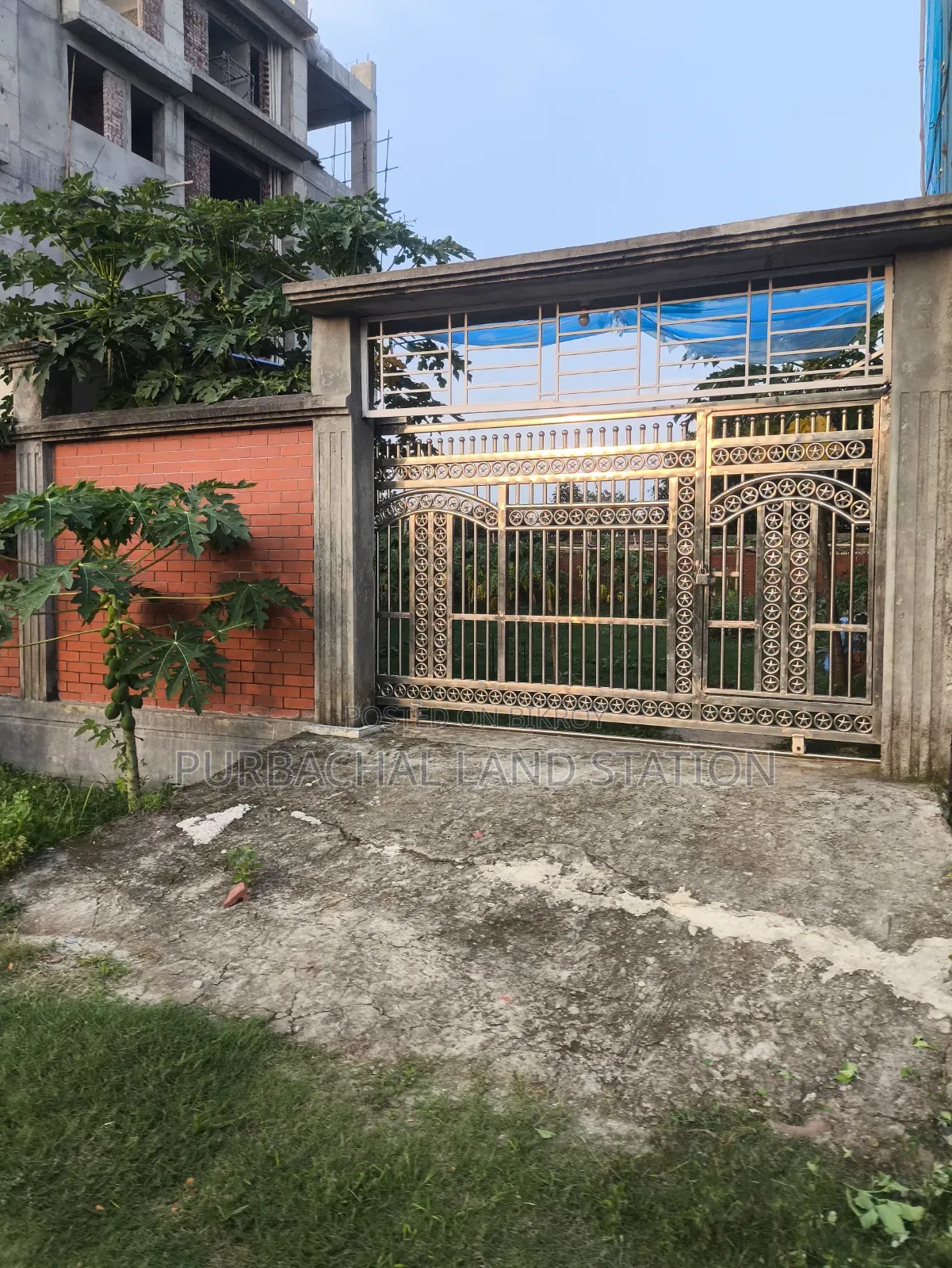 Sector: 13, Prime Location 3 Katha Plot Urgent Sale in Purbachal. in Purbachal