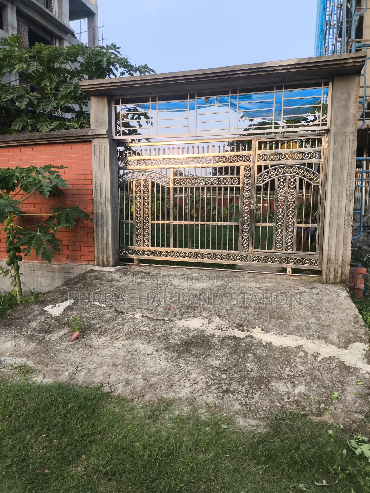 Sector: 13, Prime Location 3 Katha Plot Urgent Sale in Purbachal. in Purbachal