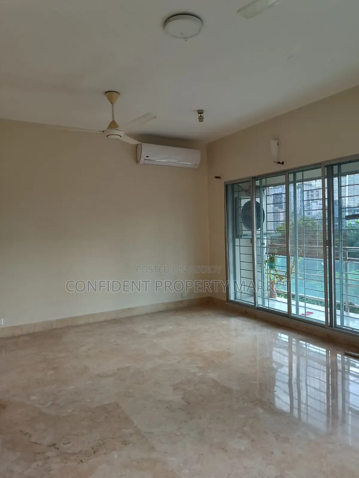 4-Bedroom Apartment in Baridhara for Rent in Baridhara