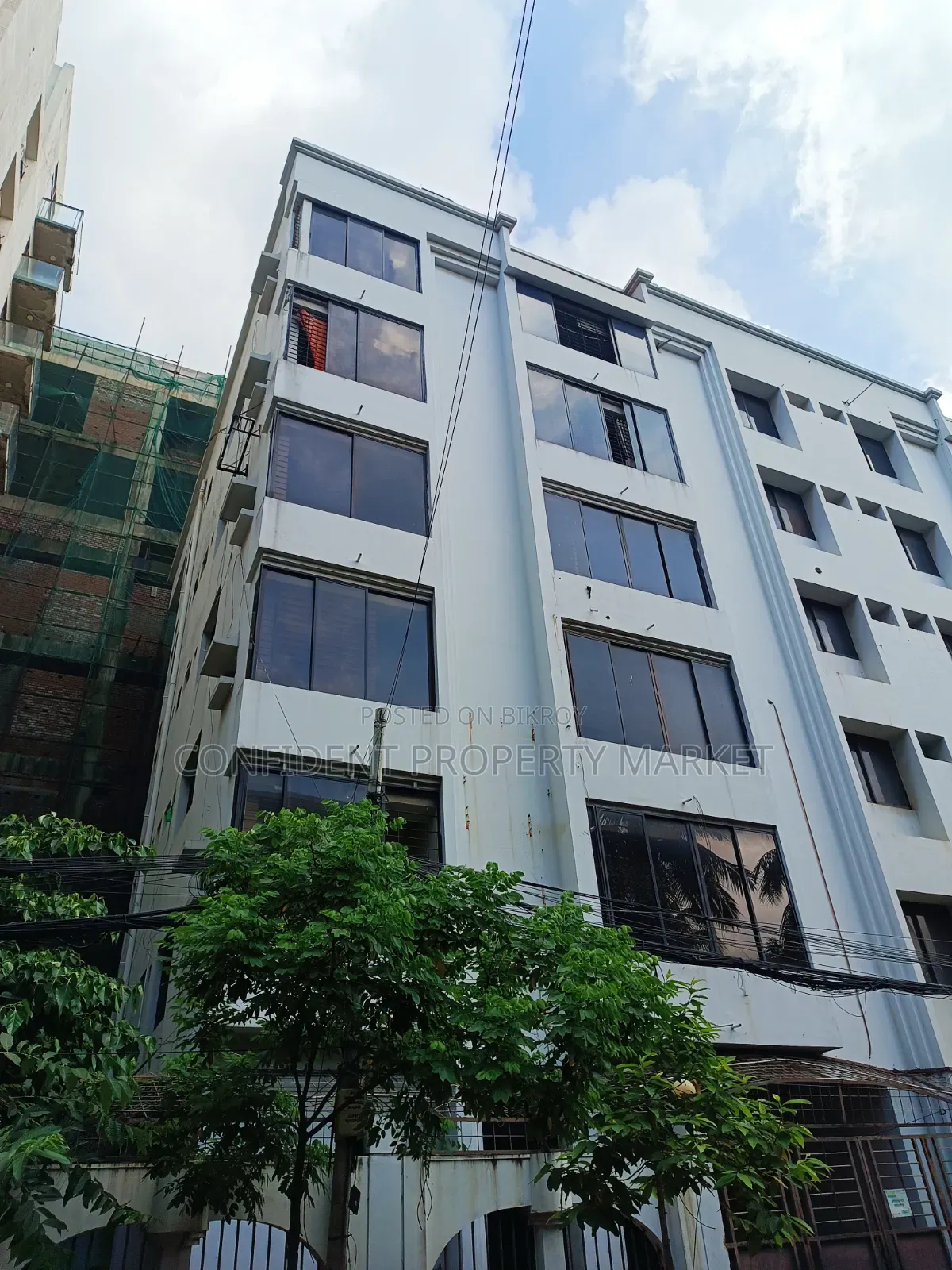 20-Bedroom House in Baridhara for Sale in Baridhara