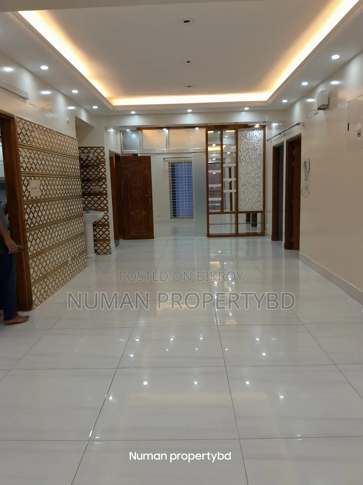4-Bedroom Apartment in Numan Property Bd, Basundhara for Rent in Basundhara