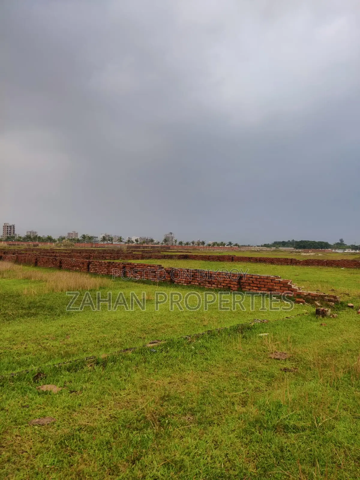 Bashundhara P-Ext Block 3 Katha Plot For Sale in Basundhara