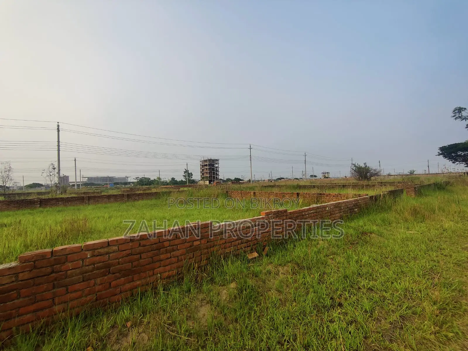 N-Ext Block 5 Katha South Face Plot Sell in Basundhara