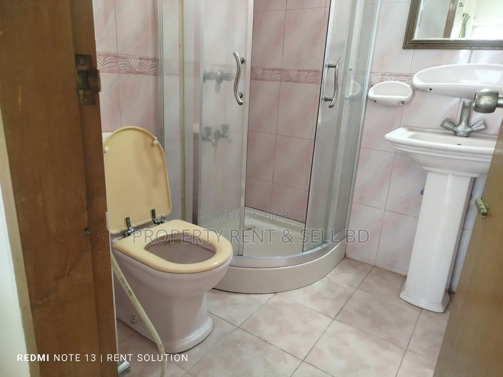 Furnished 3-Bedroom Apartment in Property Rent Sell, Banani for Rent in Banani