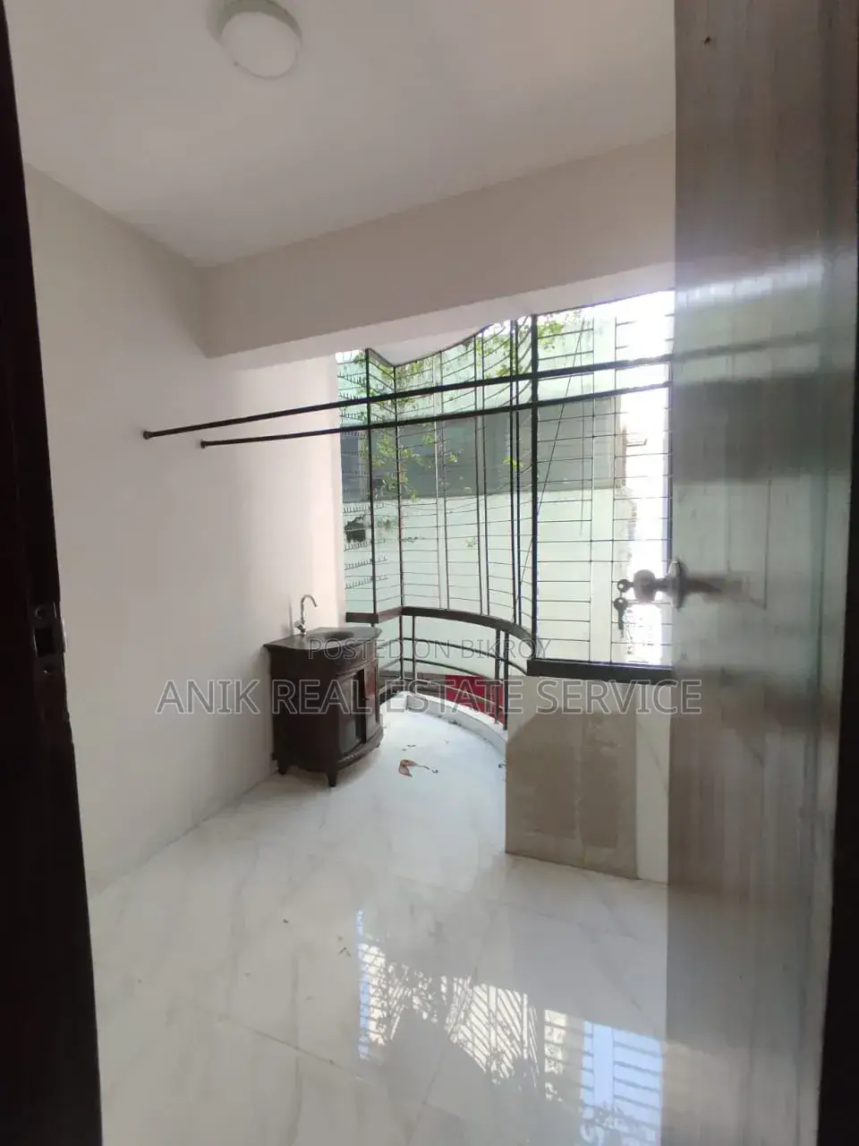 4 Bedroom Apartment in Anik Real Estate, Gulshan for Rent in Gulshan